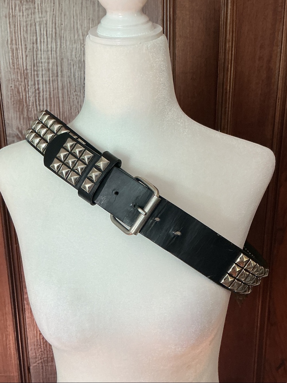 Hot Topic Black Belt with Silver Pyramid Studs